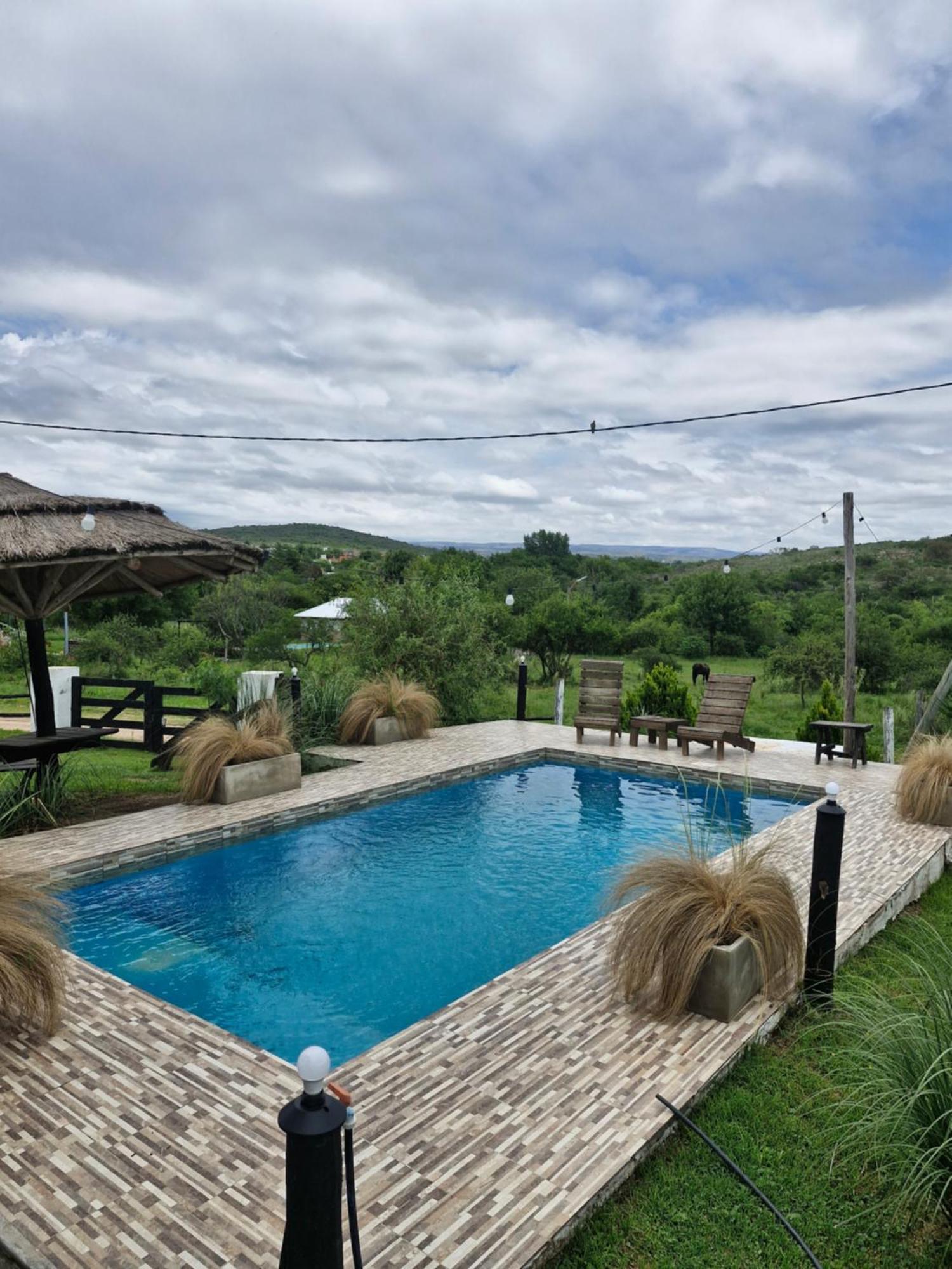 El Rincon De Jose Luis - Cabanas Y Restaurante Tanti Buitenkant foto